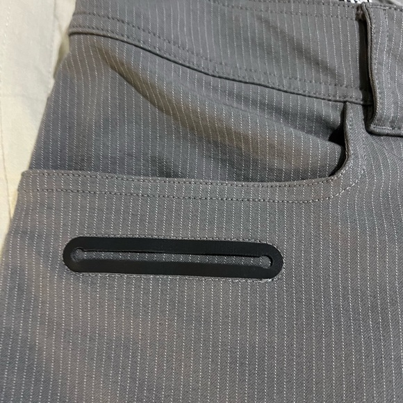 Men’s Lululemon Shorts - Picture 7 of 8